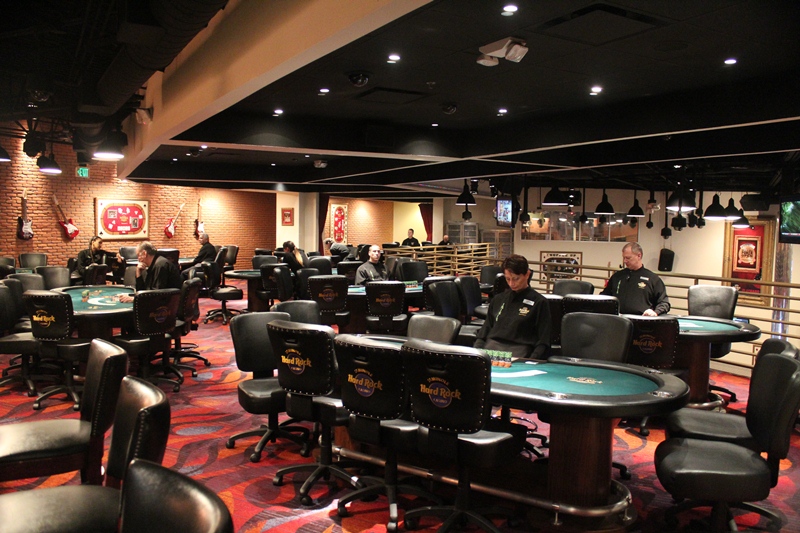 Dealers and staff prepare for Event 1 Day 1A