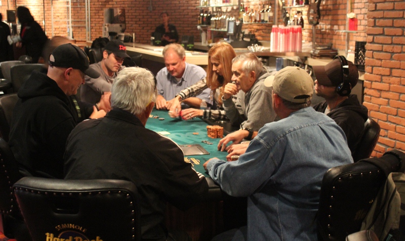 27 players finished Event 1 Day 1A