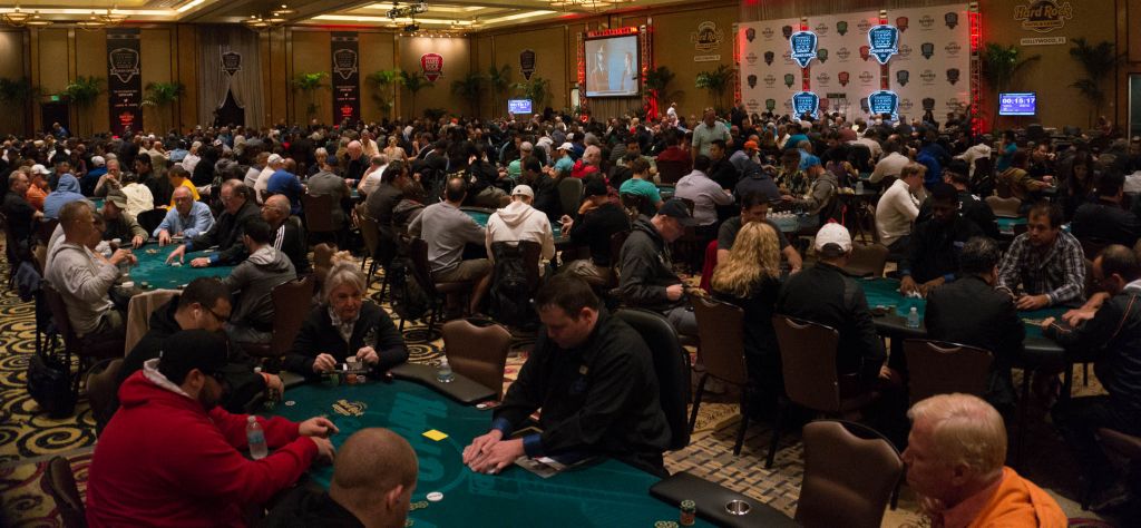 Packed house for Event 10 Flight E