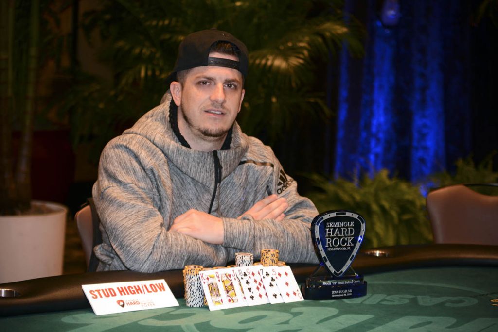 David Prociak wins another trophy in the $300 HORSE