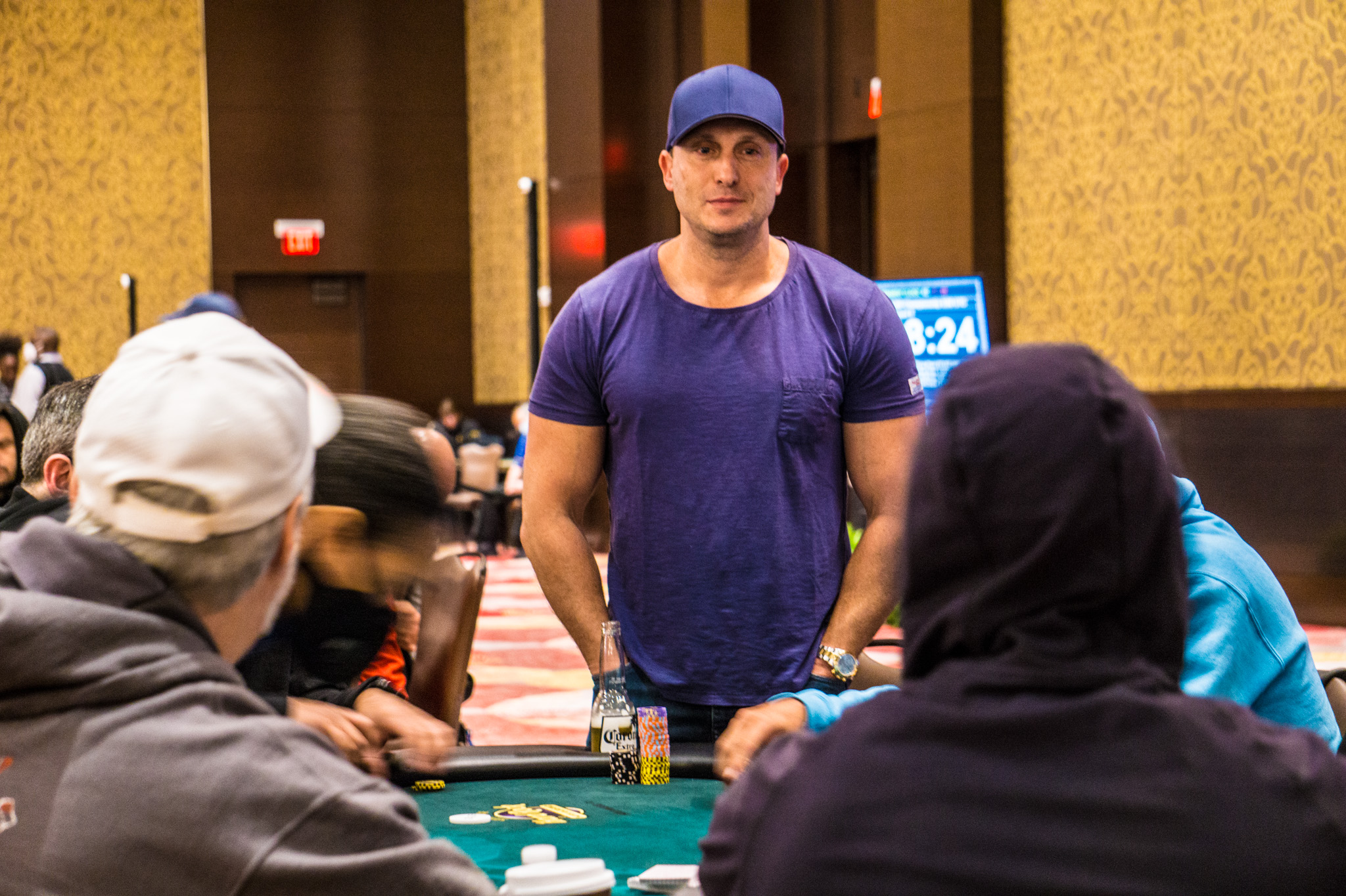 Championship Day 1B Mike Dentale Flips a Coin, Then Calls Anyway