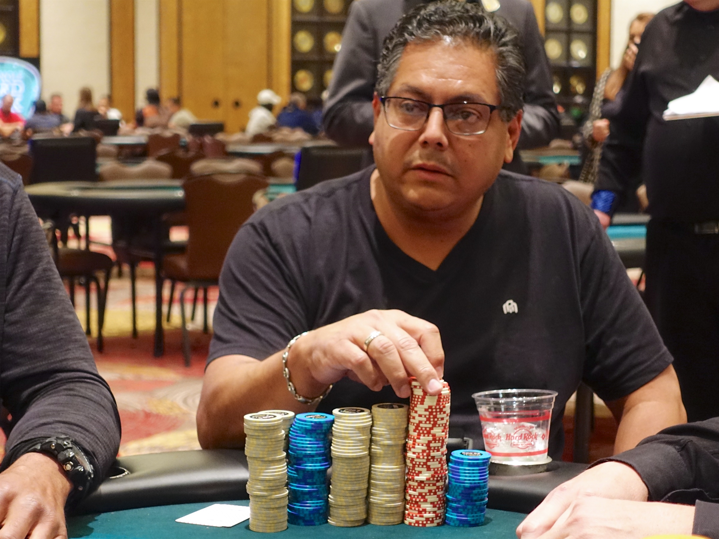 Event 1: Victor Carrera and Berthin Jacques Lead the Field at the Break |  Seminole Hard Rock Hollywood Poker