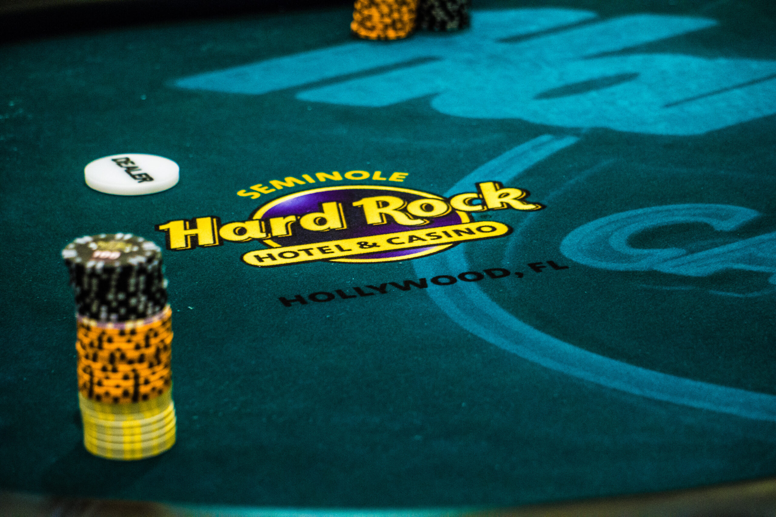 Alan Leon Wins Event 10 of the 2023 Seminole Hard Rock Poker Showdown in  Seven-Way Deal